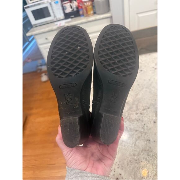 Aerosoles Heelrest Black Acrobatic Side Zip Boots sz 6.5 - Picture 8 of 8